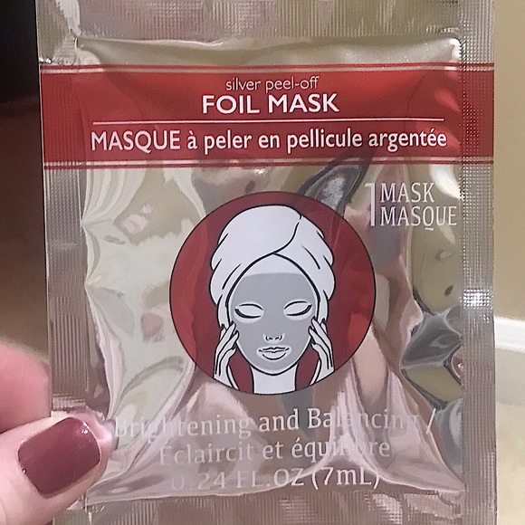 First Aid Beauty Other - 🆕🔥2 FACE FOIL MASK ULTRA REPAIR CREAM QTY#1/SILVER&BLUE PEEL OFF FOIL MASK NWT